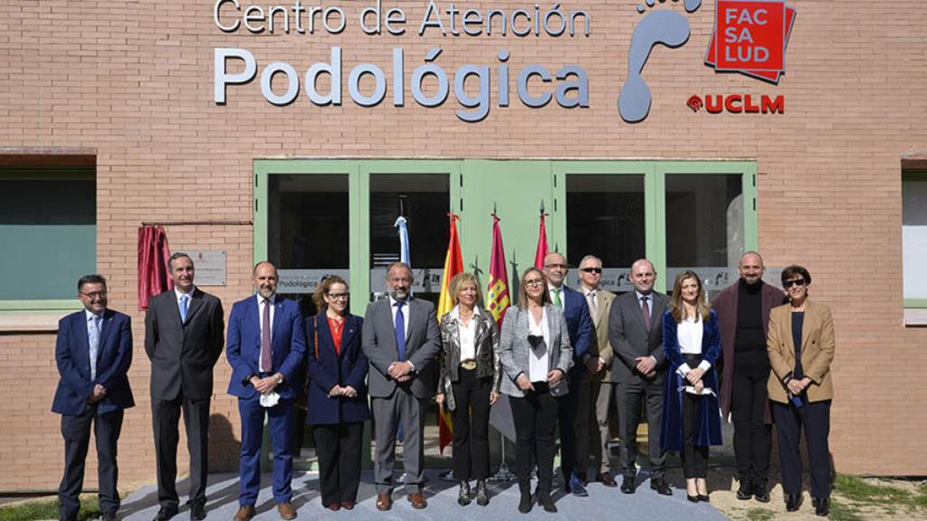 Inauguración de la nueva clínica podológica de la Universidad de Castilla-La Mancha en Talavera