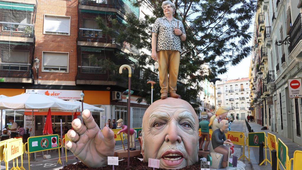 Falla Sevilla-Dénia de 2021 que ya fue quemada en las fiestas celebradas el pasado mes de septiembre y que es la primera digitalizada y 'tokenizada' de la historia.