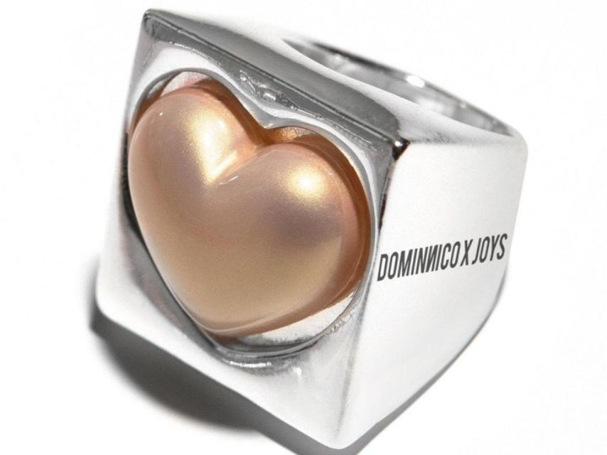 Anillo de la firma Dominnico en colaboración con Joys.