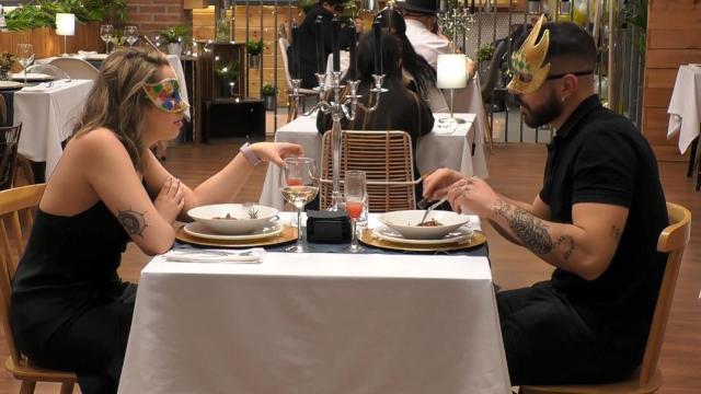 Rechaza a su cita de ‘First Dates’ por ser un “heterobásico”: “Solo le falta decir unga unga”