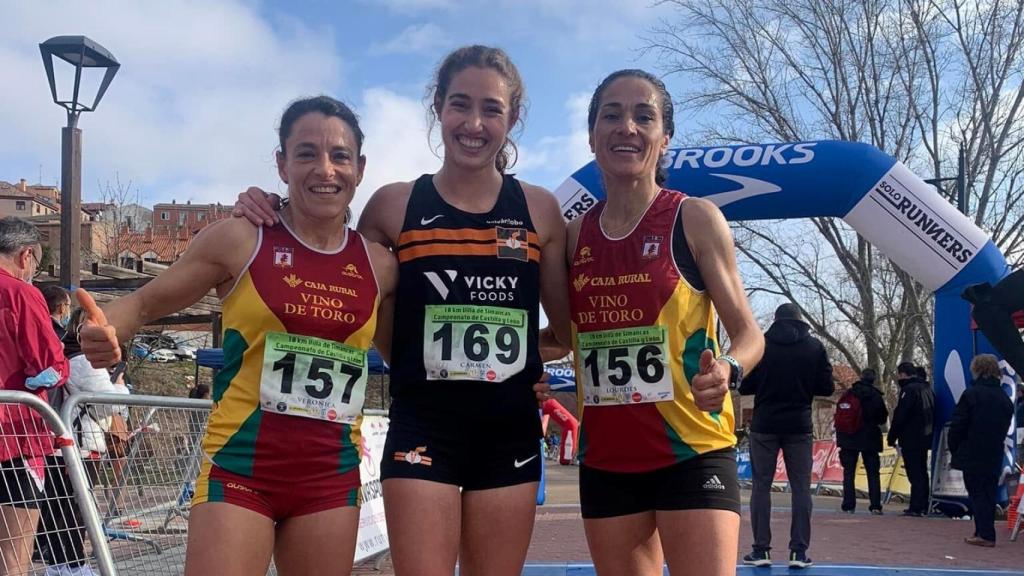 Las tres primeras clasificadas de la prueba femenina