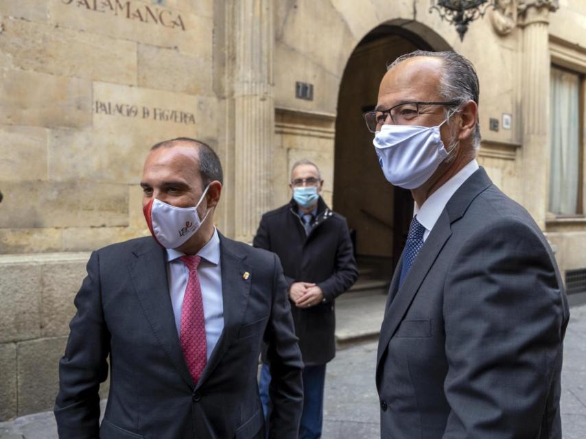 Luis Fuentes con el presidente de las Cortes de Castilla-La Mancha