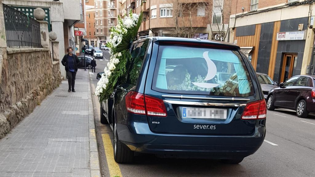 Coche de funeraria en Zamora