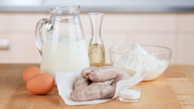 La carne, los huevos y la leche pueden estar contaminados por aflatoxinas producidas por mohos.