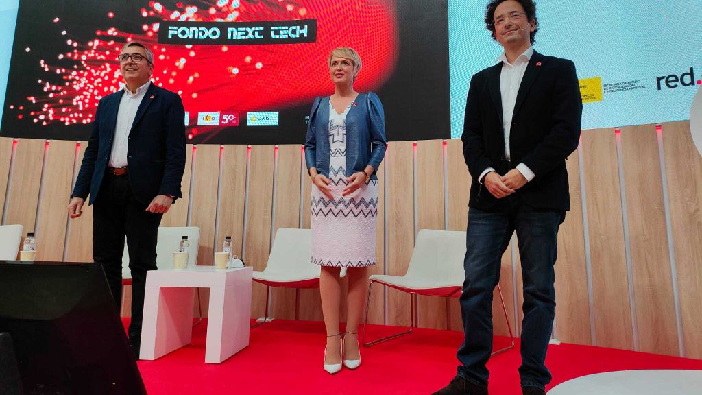 José Carlos García de Quevedo (ICO), Carme Artigas (SEDIA) y Miguel Arias, de K Fund. Foto: A.I.F.