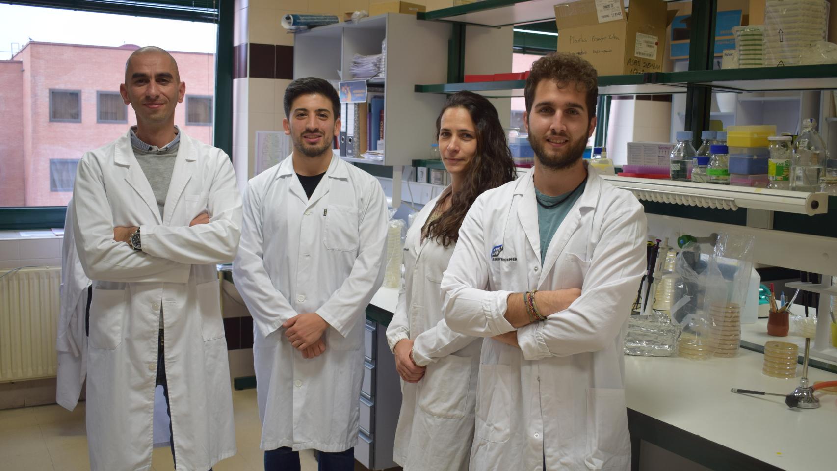 Raúl Rivas, Ezequiel Peral, Paula García, Zaki Saati, investigadores de la USAL