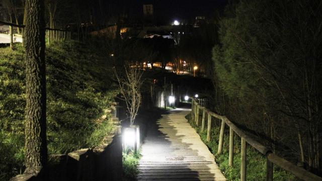El Ayuntamiento de Zamora instala luminarias en tres de los accesos más transitados a Valorio