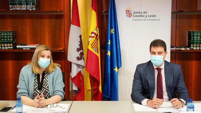 Ibáñez e Isabel Blanco en la reunión de este miércoles