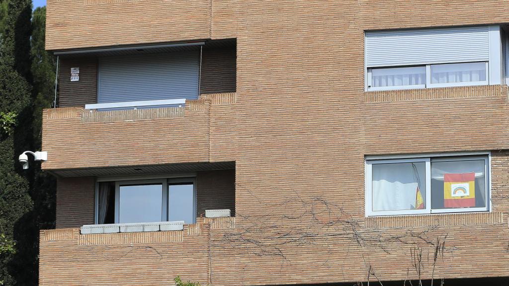 La vivienda está situada en el barrio del Niño Jesús, muy cerca del Parque del Retiro.