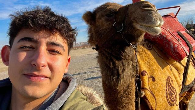 Juan del Val Roca en un viaje a Turquía.