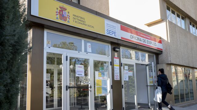 Oficina de empleo en el barrio de Moratalaz, en Madrid.