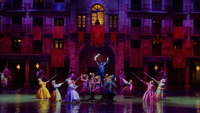 Final del espectáculo nocturno El Sueño de Toledo