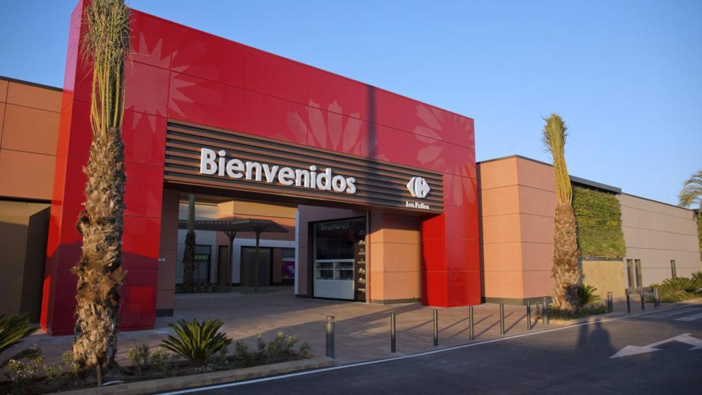Carrefour Los Patios.