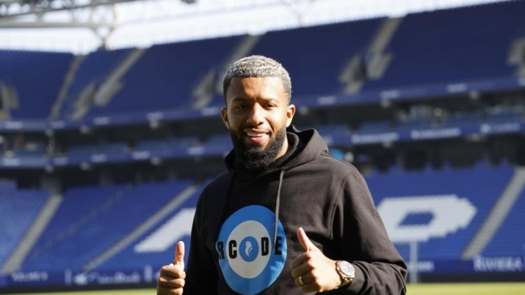 Tonny Vilhena, posando como jugador del Espanyol.
