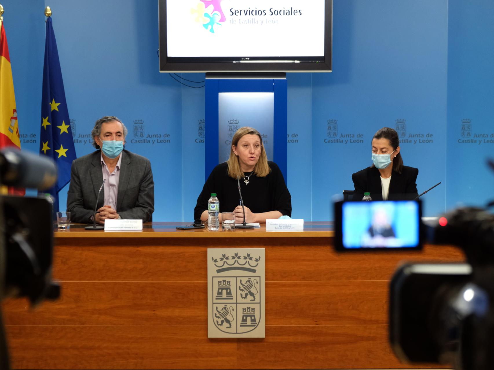 Isabel Blanco comparece en rueda de prensa para informar sobre lo sucedido en el centro de menores Zambrana