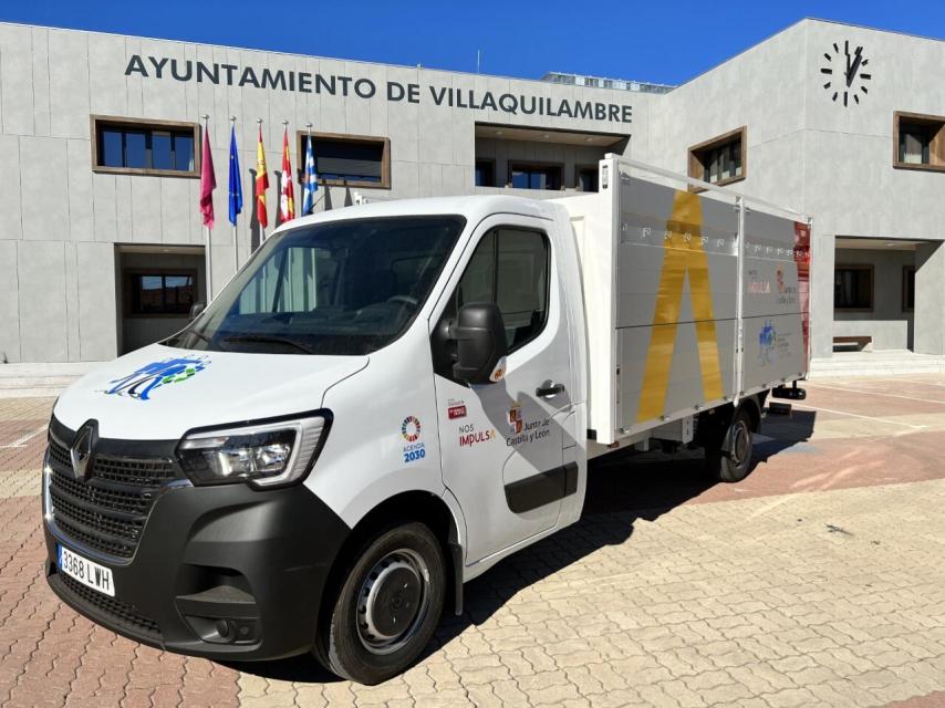 El nuevo vehículo de recogida de residuos de Villaquilambre.