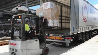 La ayuda humanitaria que parte camino de Polonia desde Villamuriel de Cerrato.