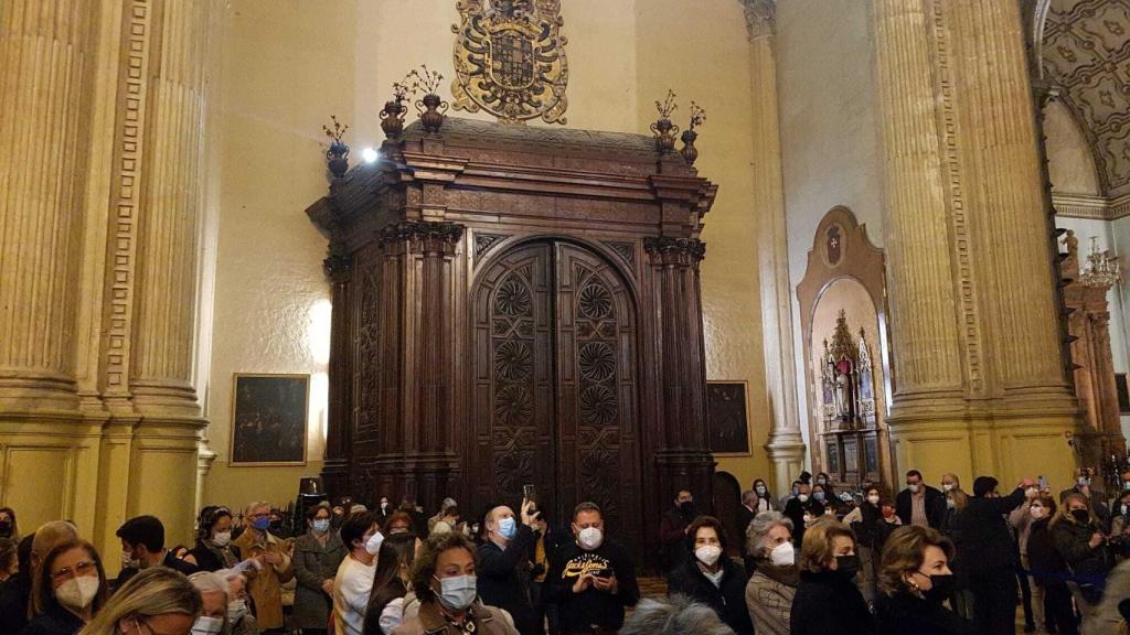 Termina el Vía-crucis en la Catedral.