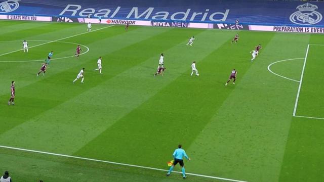 Gol anulado a Karim Benzema ante la Real Sociedad