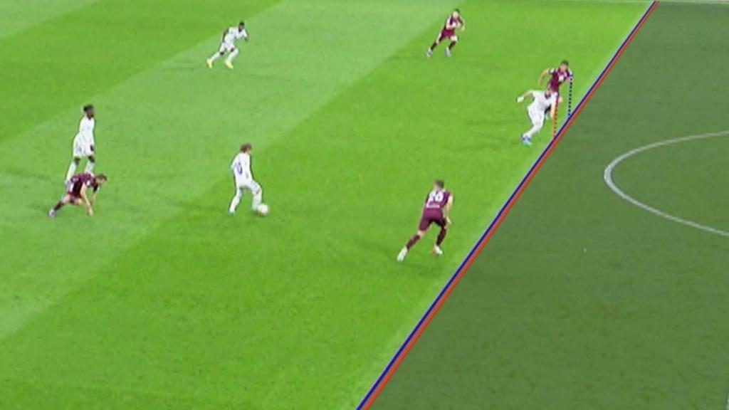 Gol anulado a Karim Benzema ante la Real Sociedad