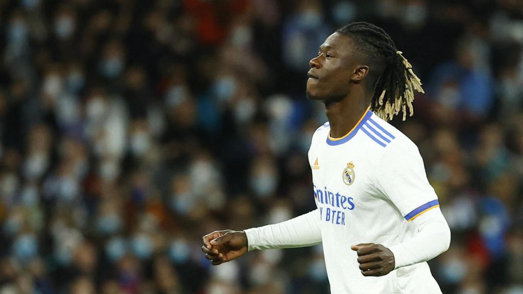 Eduardo Camavinga celebra su gol a la Real Sociedad