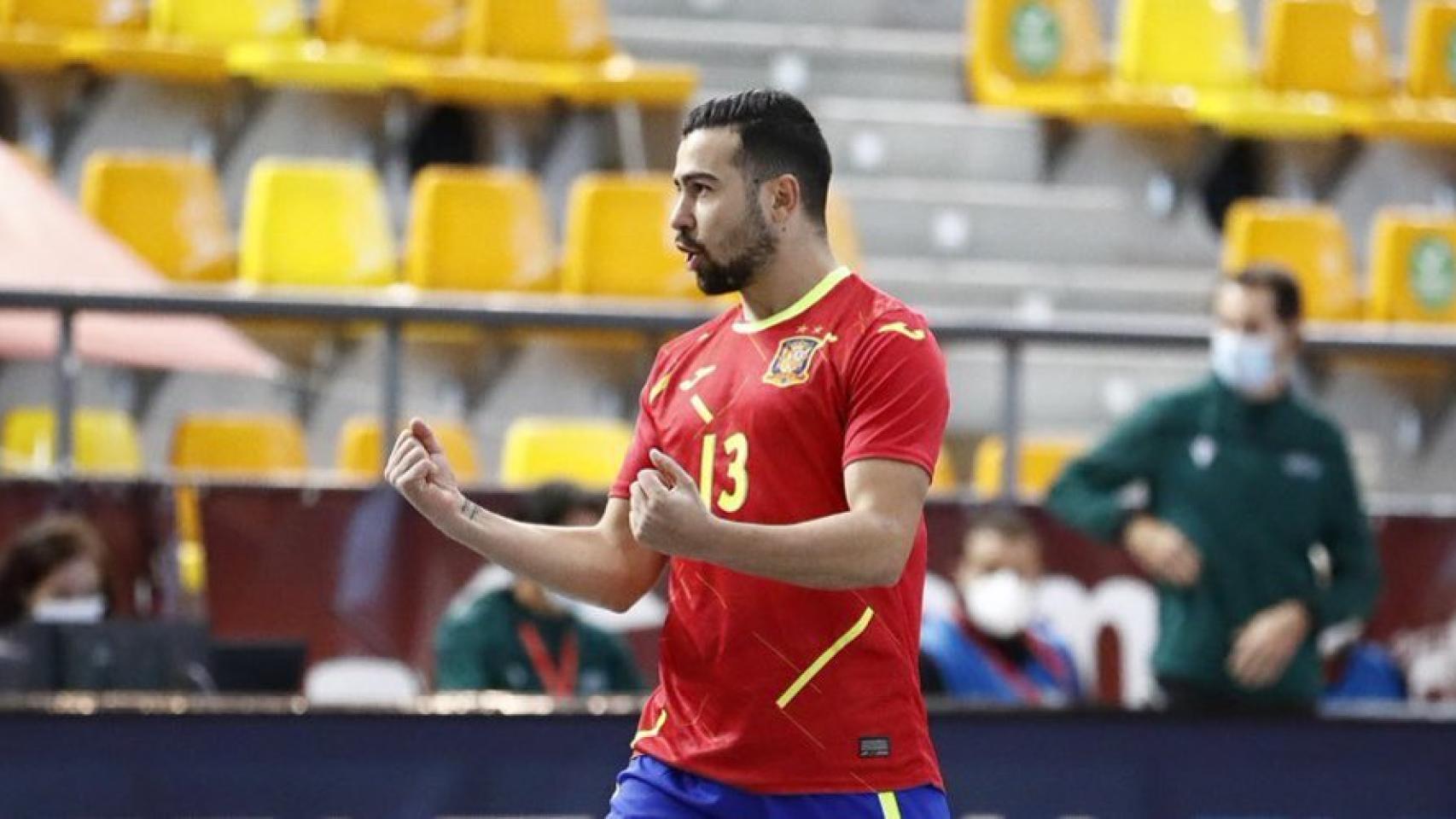 Chino con la Selección Española. Foto: Twitter @20Chino20