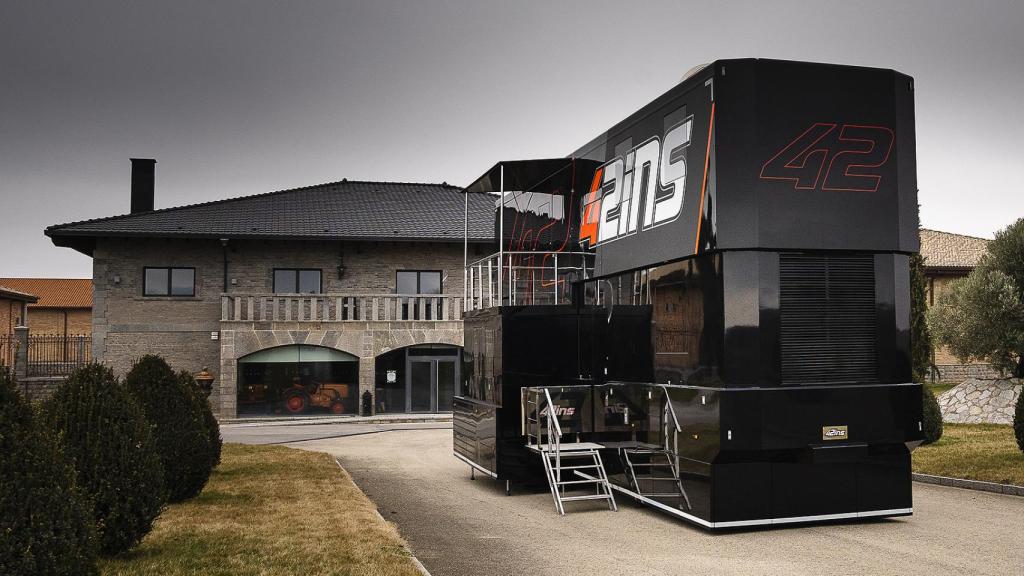 Imagen del 'motor-home' de Alex Rins.