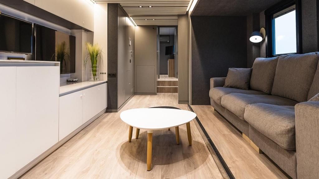 Imagen del 'motor-home' de Alex Rins.