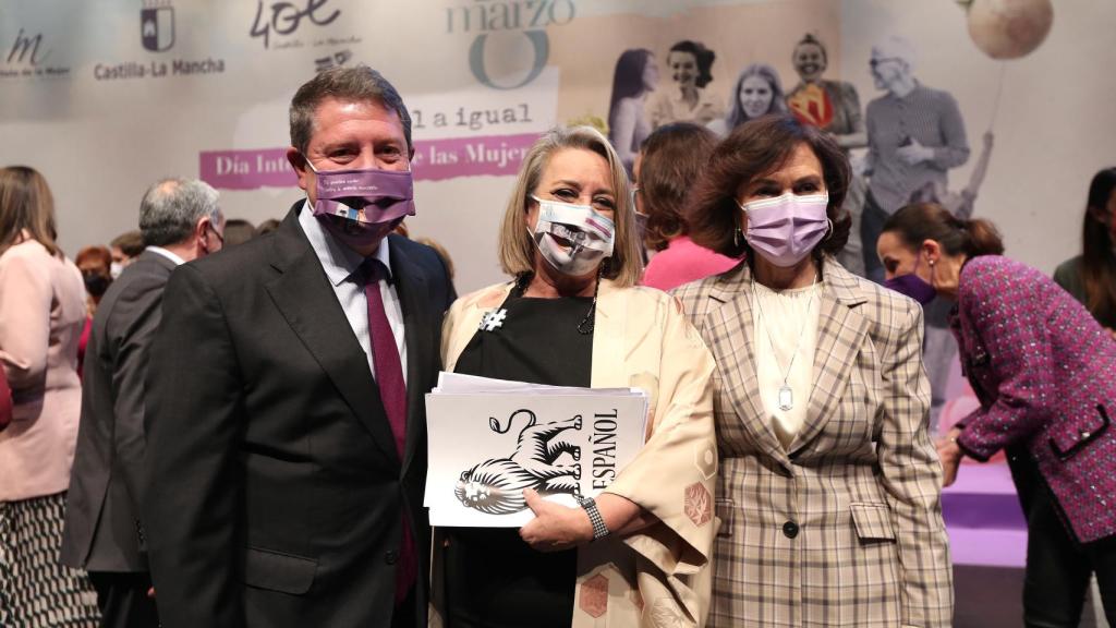 Emiliano García-Page, Esther Esteban y Carmen Calvo.