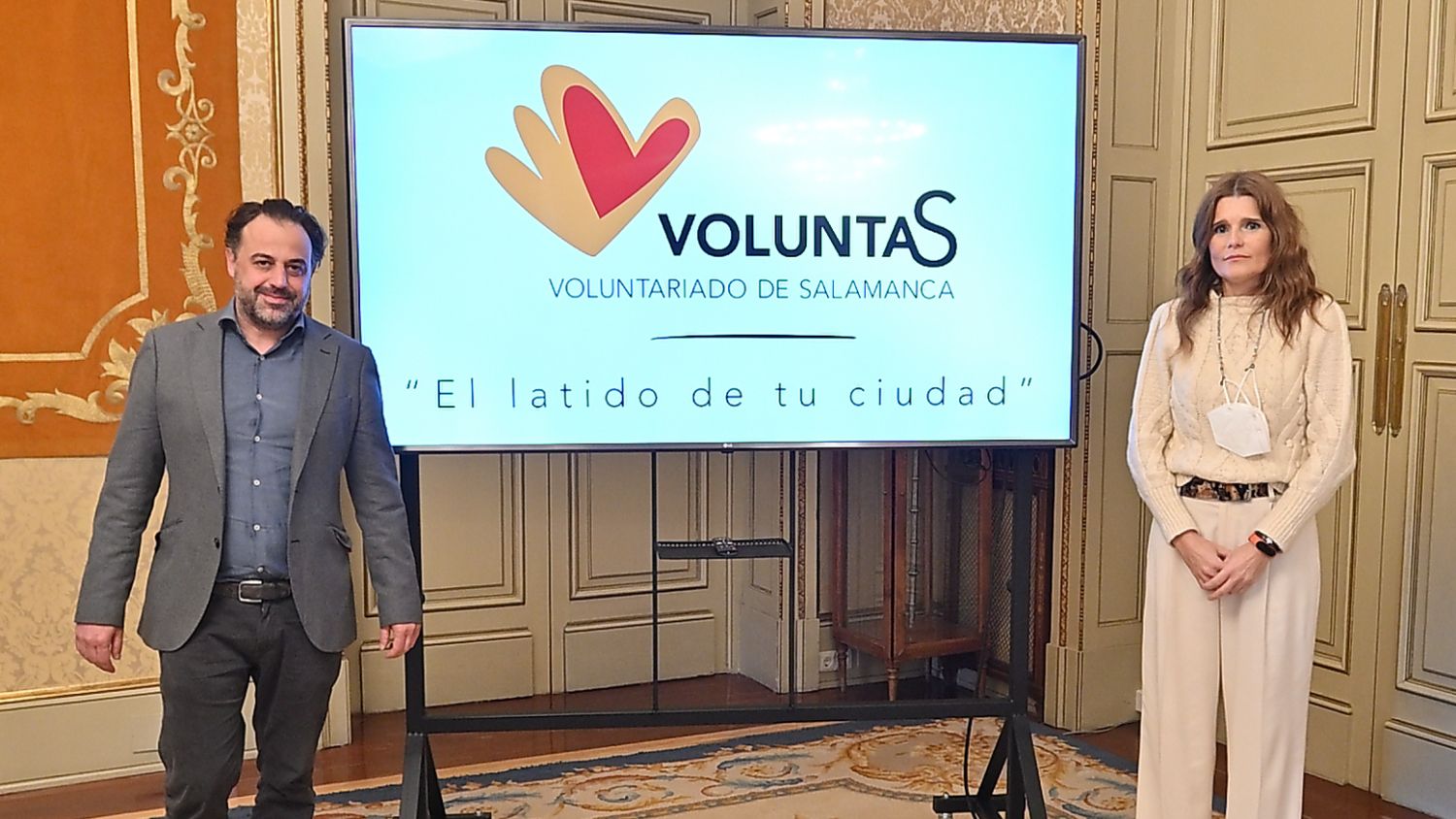 Fernando Castaño y Almudena Parres presentan las actividades de 'VoluntaS'