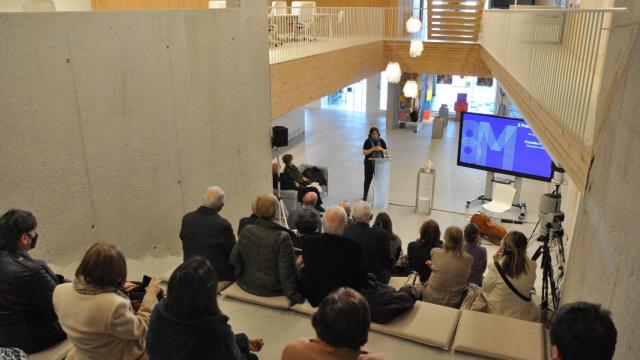 Acto de conmemoración del 8M en el edificio Redeiras.