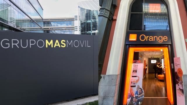 Imágenes de los logos de Orange y Grupo MásMóvil.