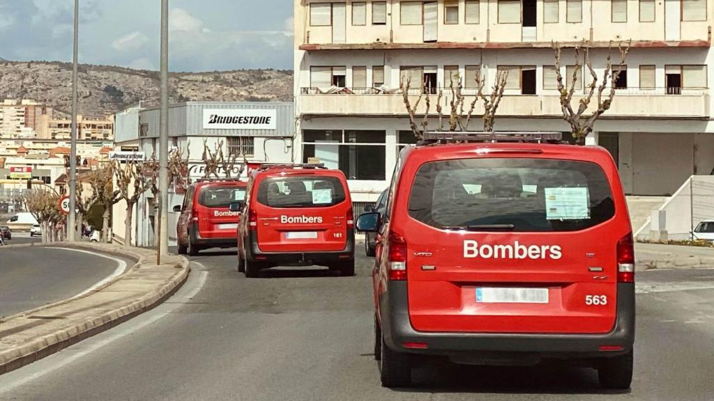 La Diputación de Alicante ha cedido cuatro vehículos de bomberos a la Asociación de Ucranianos de Torrevieja.