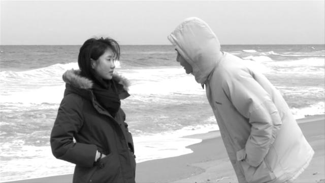 Los jovenes Jo Yoon-hee y shin seok-ho  en el capítulo III de 'Introduction'