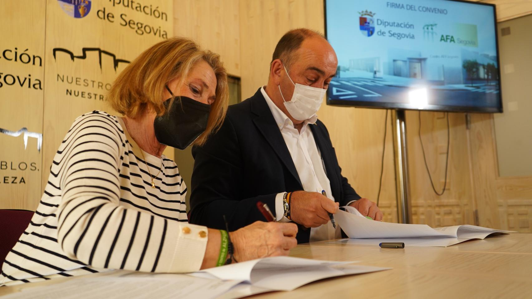 Firma del convenio con AFA