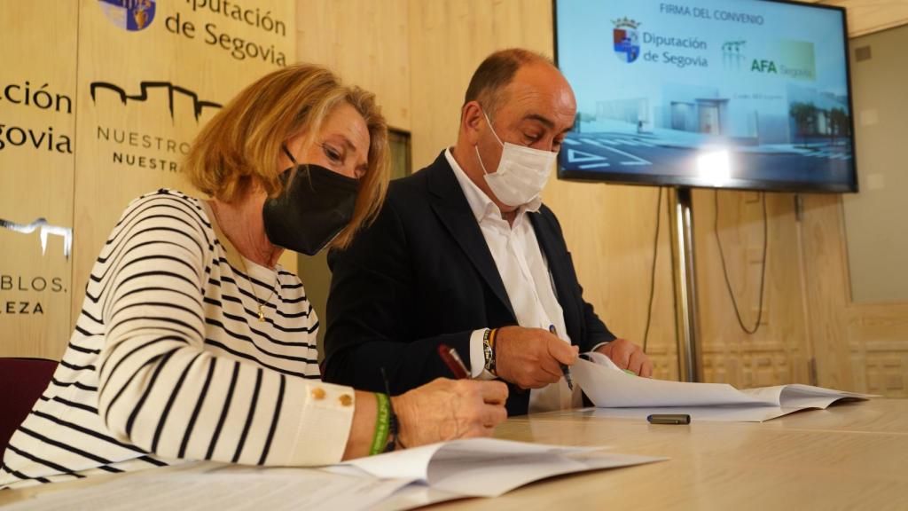 Firma del convenio con AFA