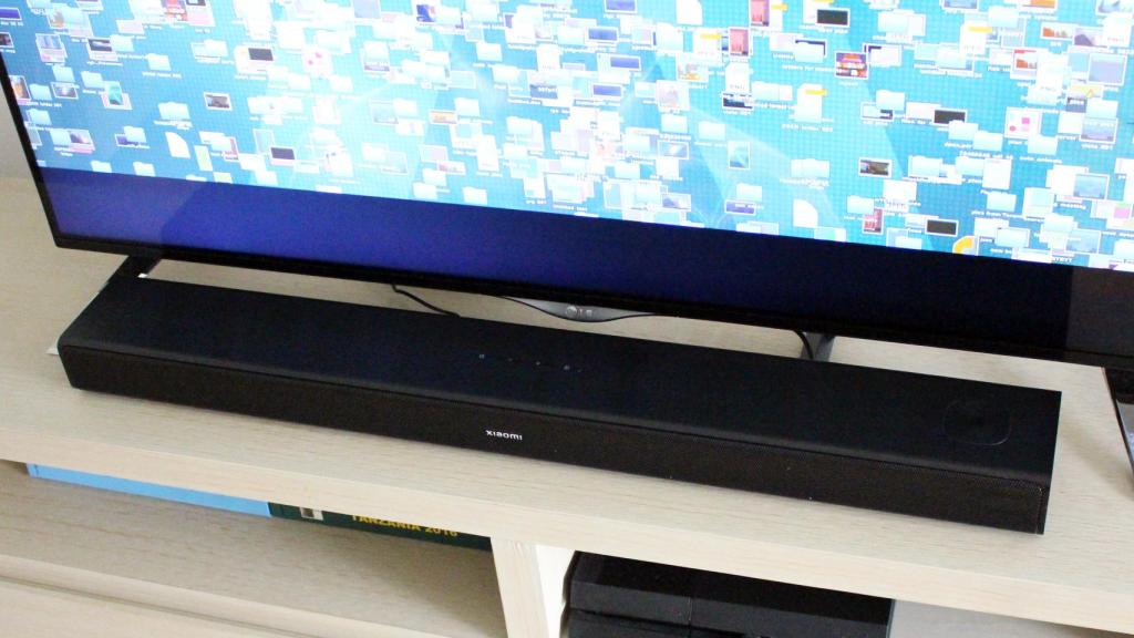 La Xiaomi Soundbar 3.1ch ofrece un audio potente.