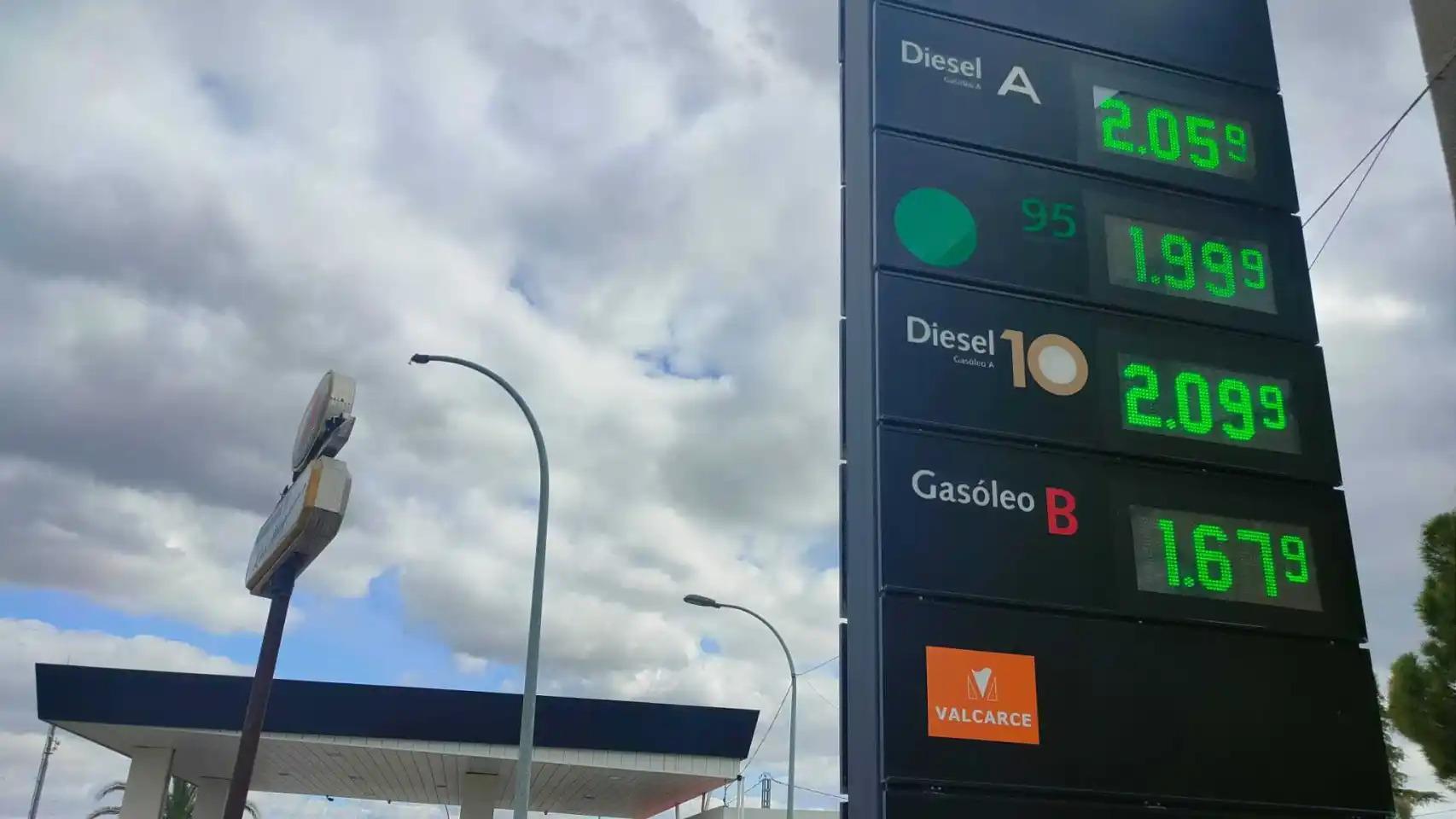 Panel de precios de una gasolinera