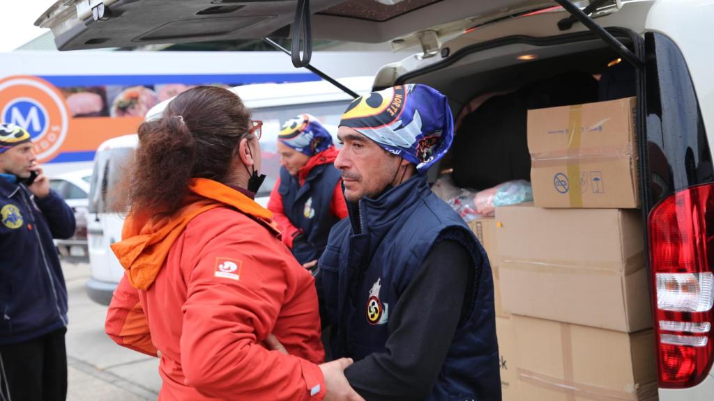 Inicio del convoy solidario a Ucrania en Benavente | ICAL - JL. Leal