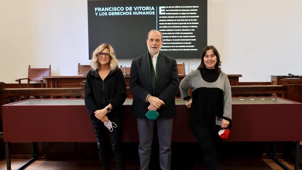 Teresa Nieto Sánchez, coordinadora del Comité Organizador; Miguel Ángel Verdugo, director del INICO y de las Jornadas; y Manuela Crespo Cuadrado, miembro del Comité Organizador