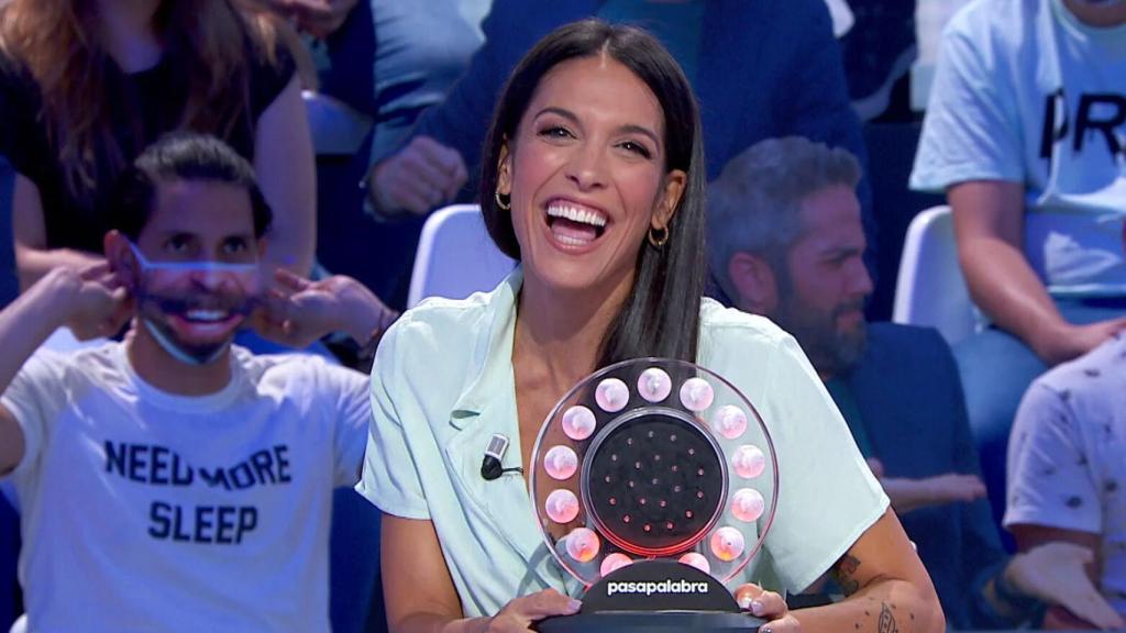 'Pasapalabra': Quiénes son los concursantes de hoy Lorena Castell, Juan Betacourt, Raquel Sánchez Silva y Juan del Val