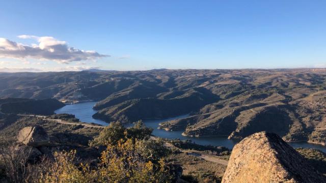 El río Duero a su paso en la frontera entre España y Portugal.