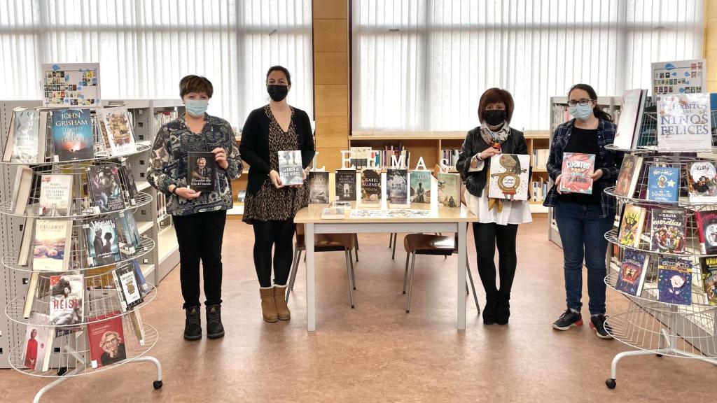 Presentación de las novedades en la Biblioteca Municipal de Guijuelo