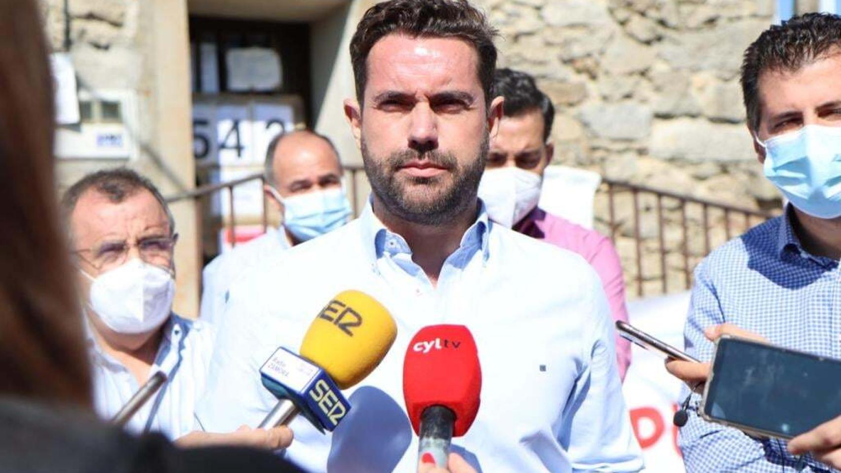 Imagen de archivo de Antidio Fagúndez con Luis Tudanca con Monumenta de Sayago.