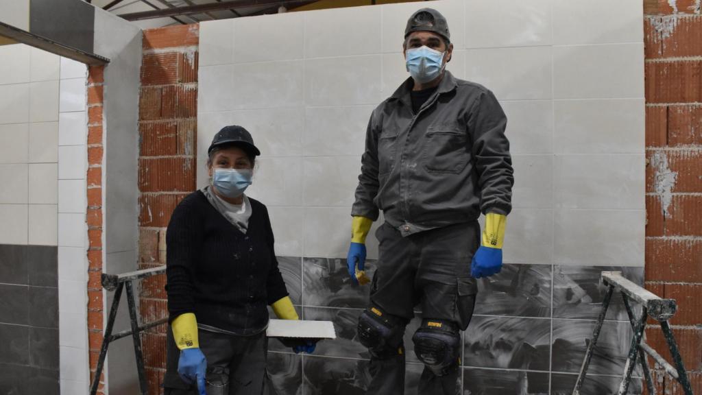 Rosi y Antonio en el Centro de Formación Profesional Ocupacional del Ecyl de Zamora
