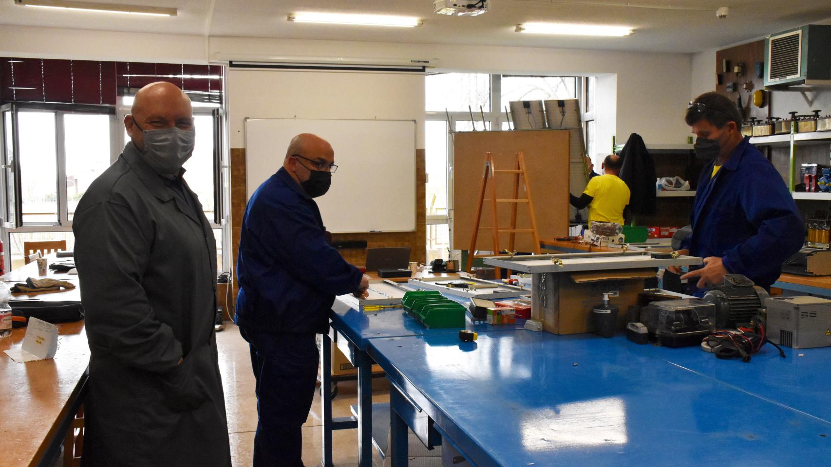 Centro de Formación Profesional Ocupacional del Ecyl de Zamora: curso de instalación de placas fotovoltaicas