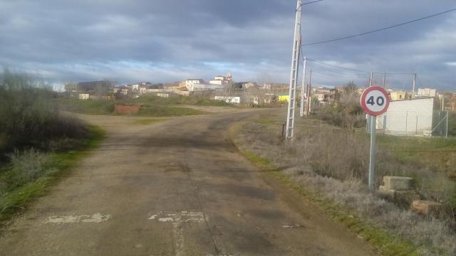 Carretera entre Aspariegos y Malva