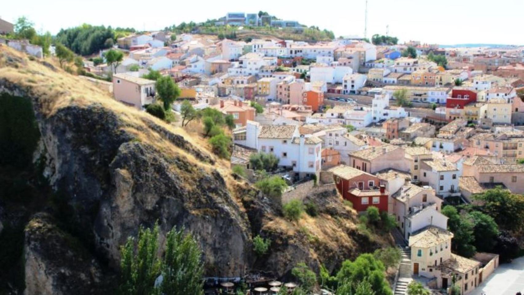 Una avería deja sin agua al barrio de Tiradores.