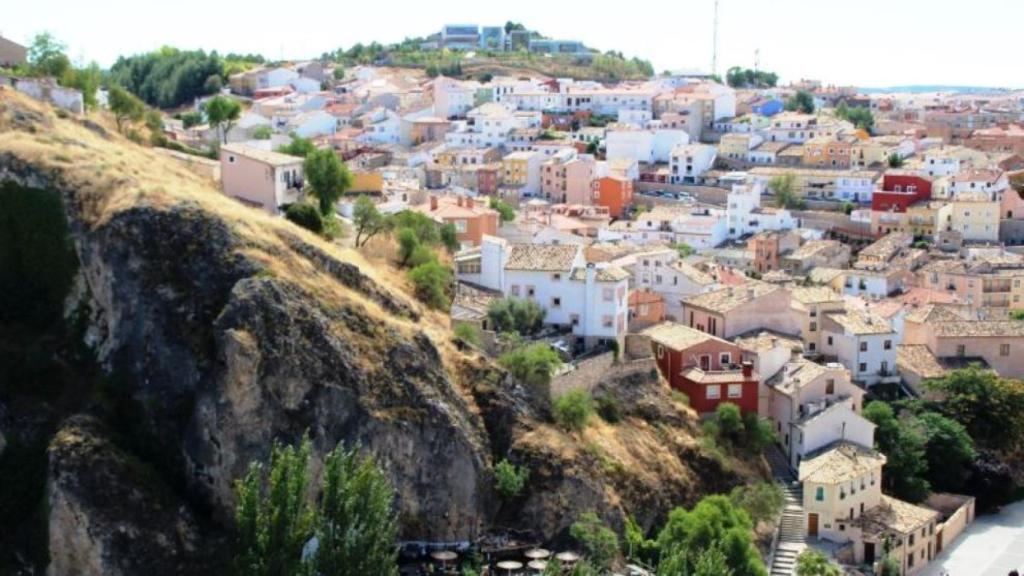 Una avería deja sin agua al barrio de Tiradores.