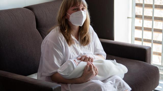 Mariia, la madre del primer niño refugiado ucraniano que ha nacido en España.